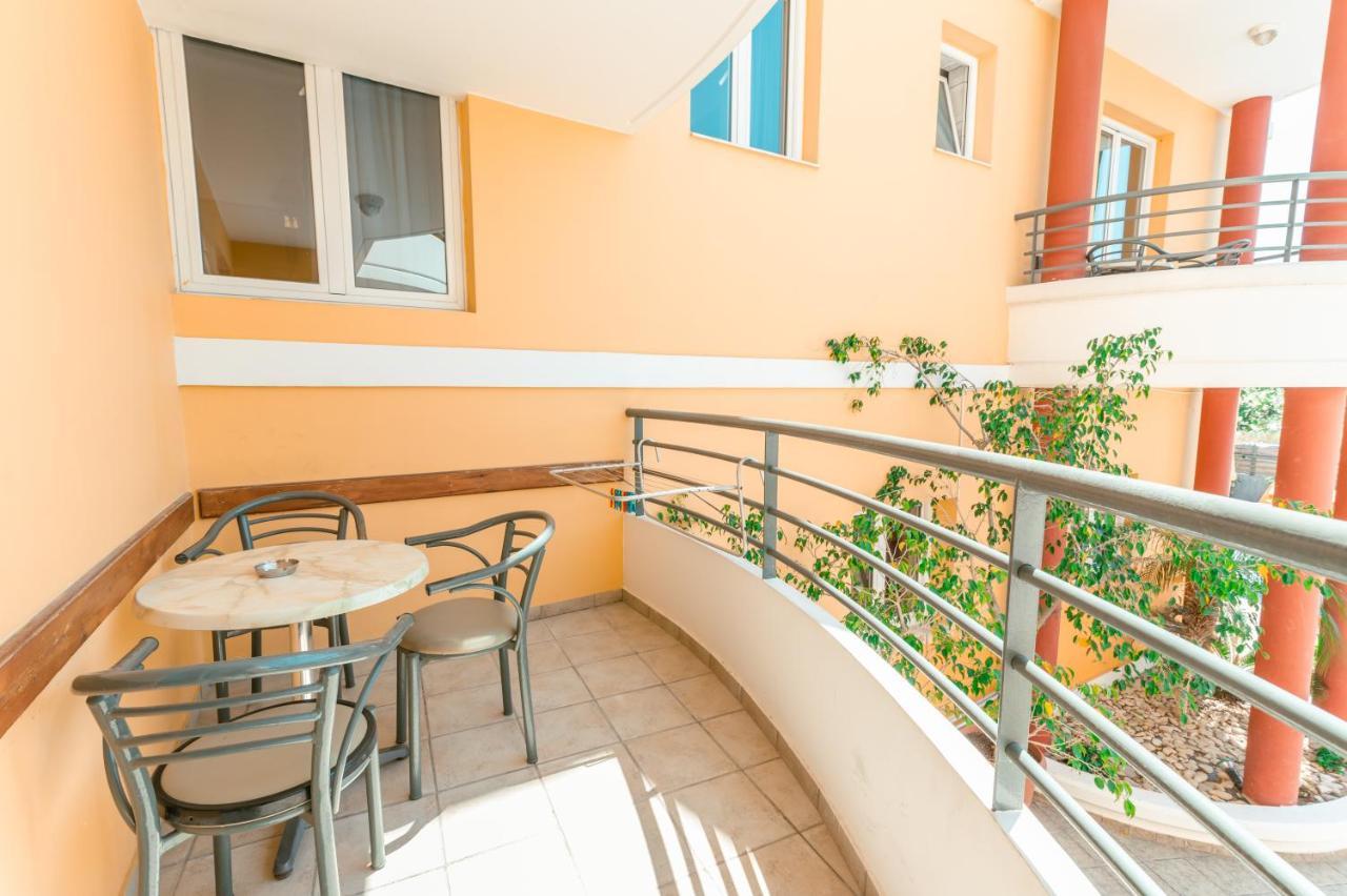 Kos City Apartments Bagian luar foto